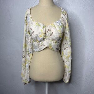 Madden NYC Medium Juniors Cropped Tie Back Blouson Sleeves Top